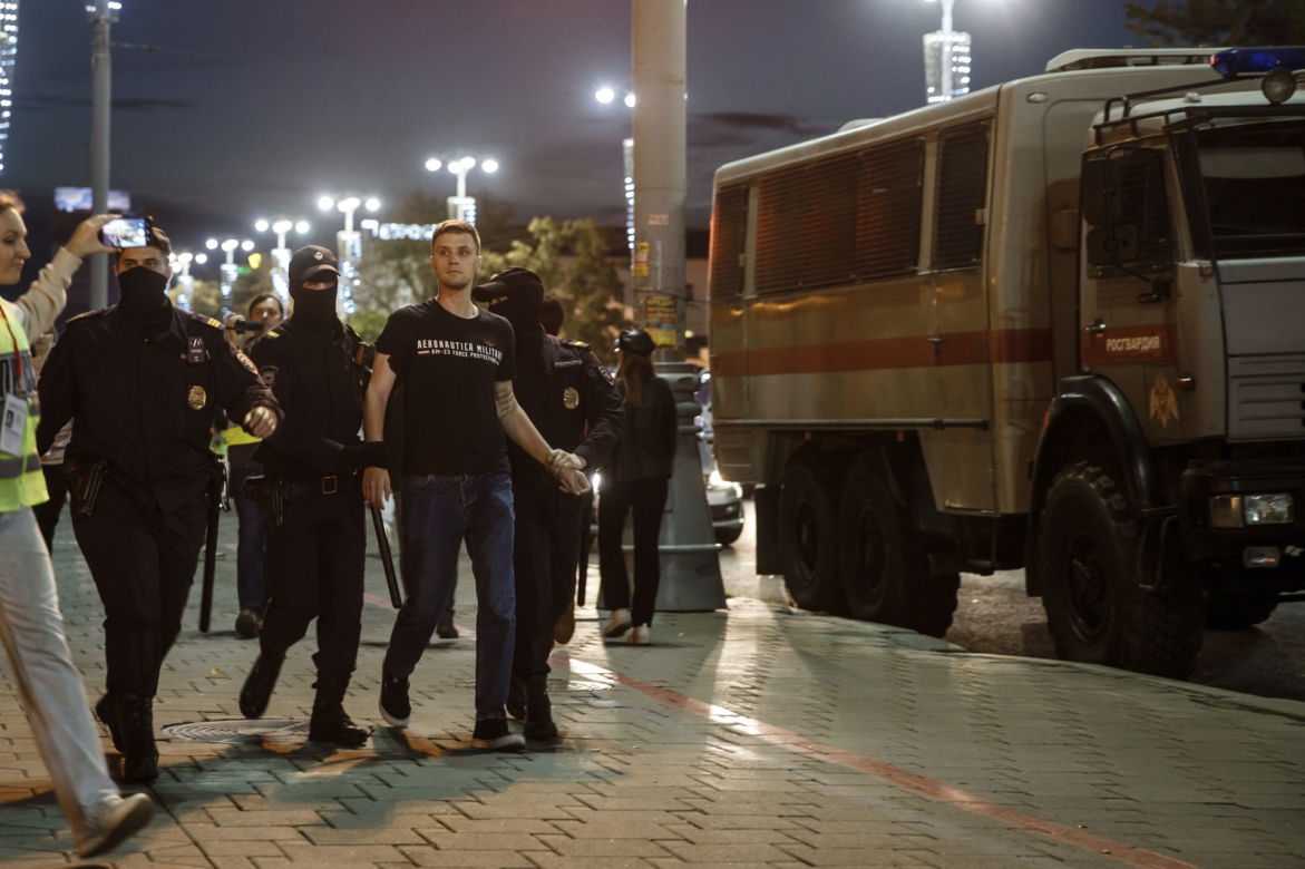 Uliczne protesty w Rosji! Zatrzymanych Putin wysyła na wojnę. Mobilizacja jednak powszechna?