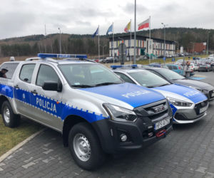 Nowe radiowozy dla policnatów z powiatu kieleckiego
