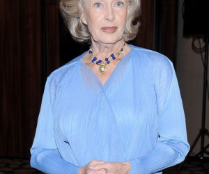 BEATA TYSZKIEWICZ