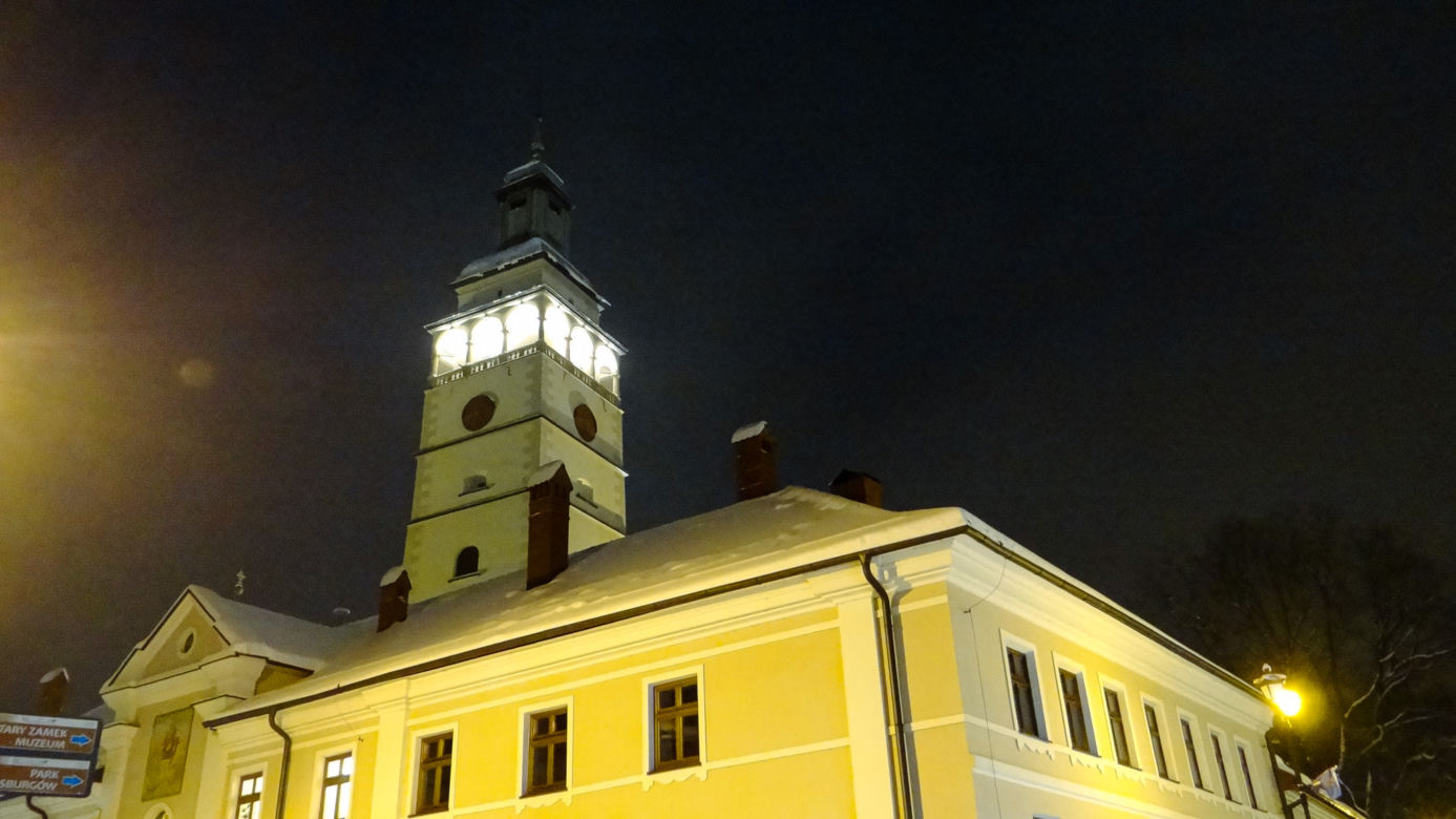 Zimowy Żywiec w obiektywie. Śnieżne miasto prosto z bajek dla dzieci!