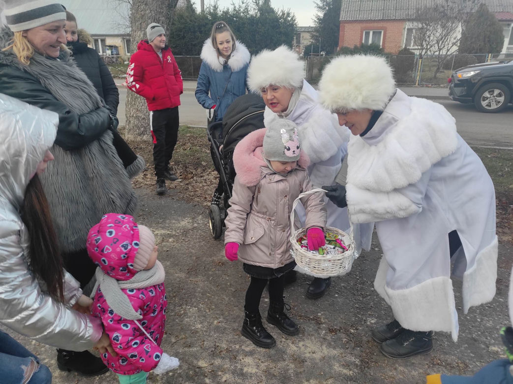 Mikołaje zawitały do kilkunastu miejscowości