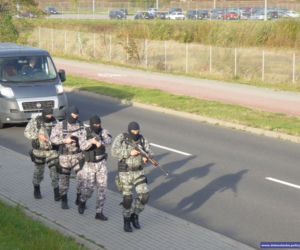 Pościg za porwanym autobusem i strzelanina z terrorystami. Tak szkolą się policjanci!