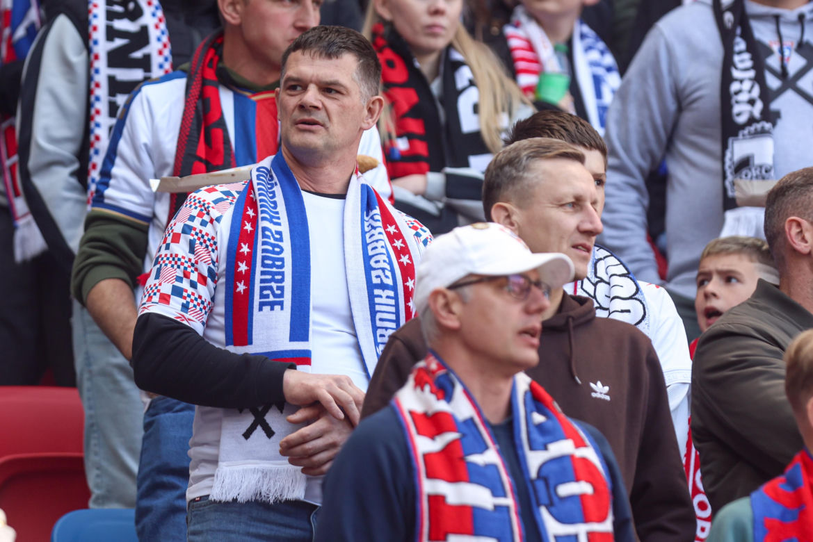 Zdjęcia kibiców i zawodników z derbów Górnego Śląska