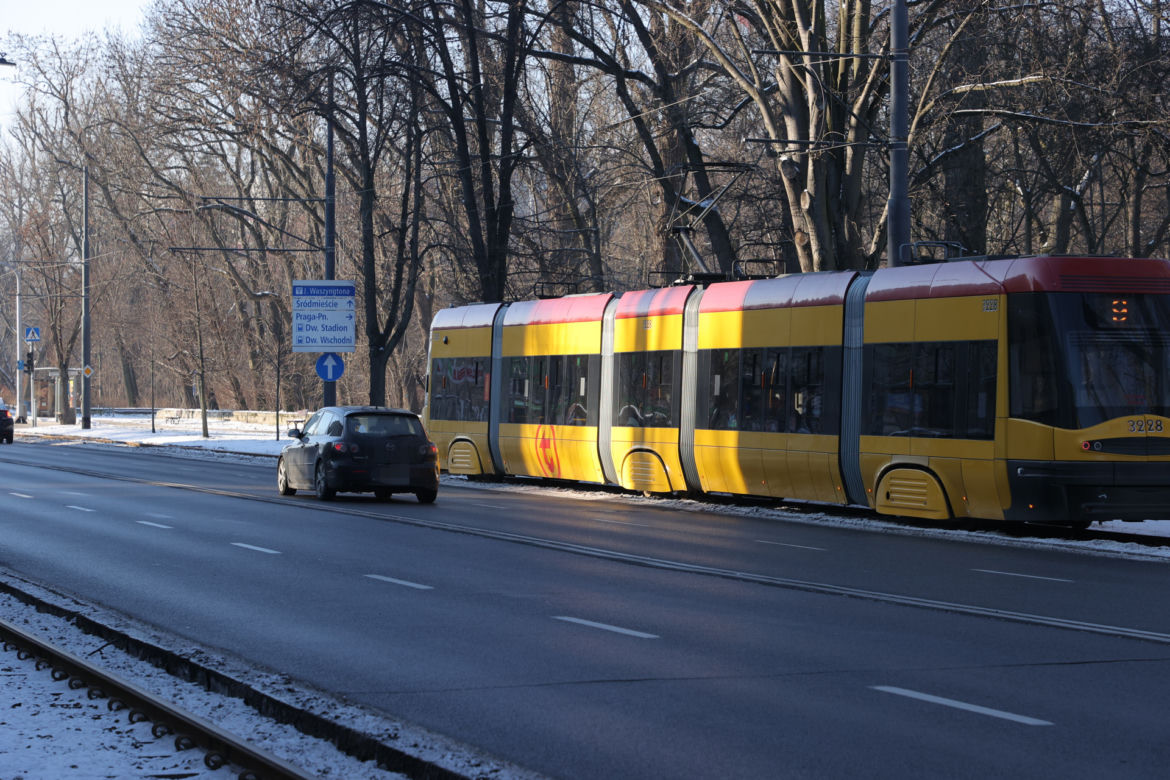 Tramwaje zwolnią na Waszyngtona? Prezes rozkłada ręce