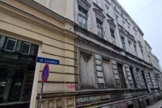 Miasto dołoży się do remontu elewacji trzech zabytkowych kamienic w Lesznie