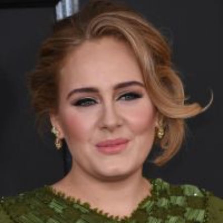 Adele w pudle. Co tam robi gwiazda?
