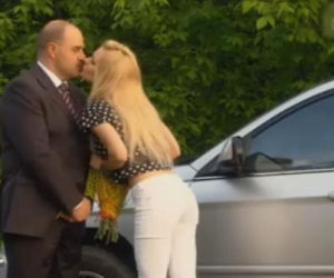 Ranczo 8 sezon odc. 98. Monika (Emilia Komarnicka), senator Kozioł (Cezary Żak)