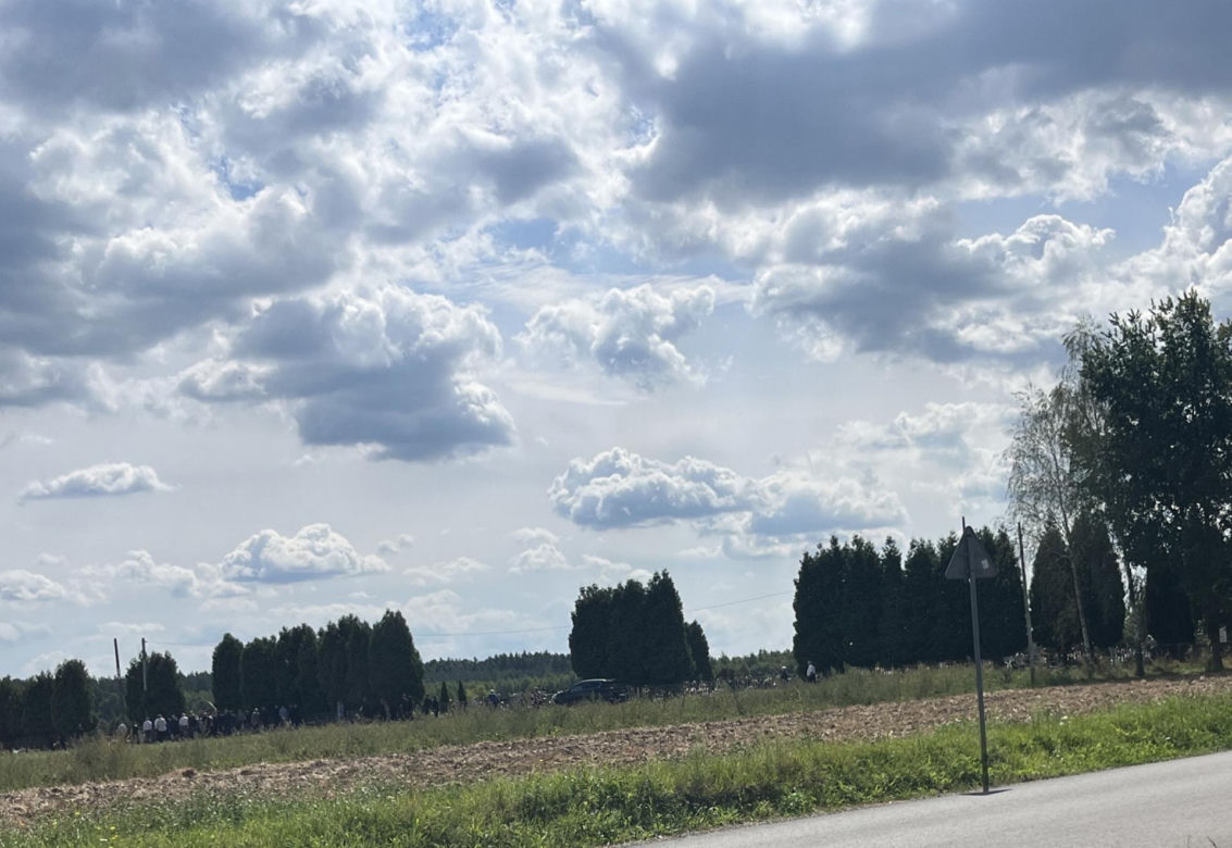  Pogrzeb rodzeństwa w Tuszowie Narodowym. Dominika i Grzegorz zginęli w wypadku. Trafili na pijanego kierowcę lawety