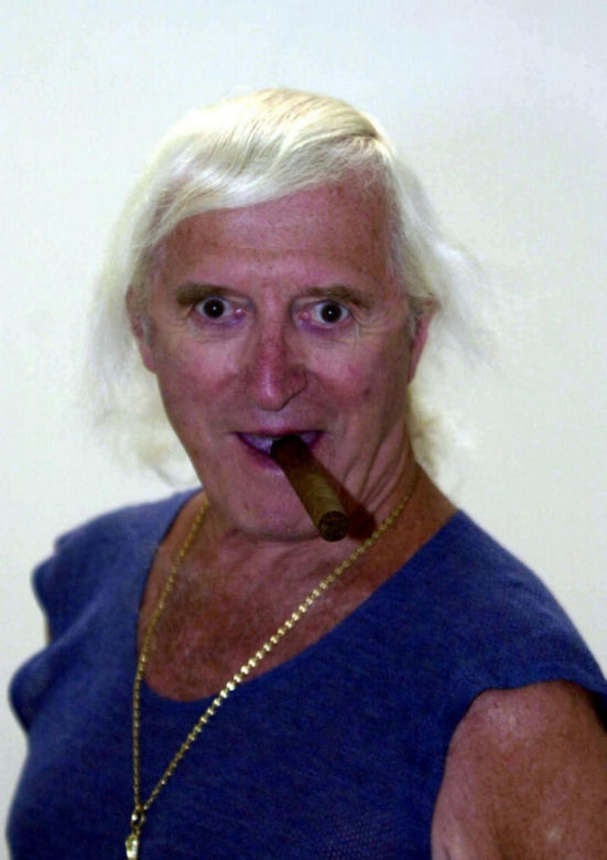 Spalili dom Jimmy'ego Savile'a! Żądają wyburzenia