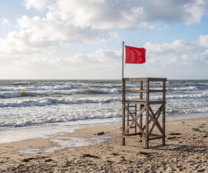 Sinice Chałupy. Czy w Chałupach można się kąpać 13.07? Flaga, warunki pogodowe