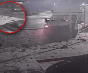 Wjechał dostawczakiem w latarnię... i zasnął. 26-latek był pijany