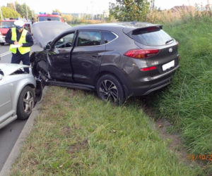 Kraksa w Rybniku. BMW skasowało dwie osobówki