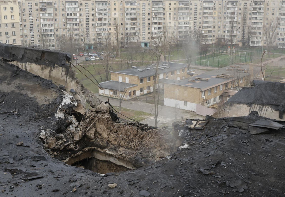 Ukraina. Trzy ofiary śmiertelne nocnego ataku Rosjan na Kijów. Zginęło 5-letnie dziecko 