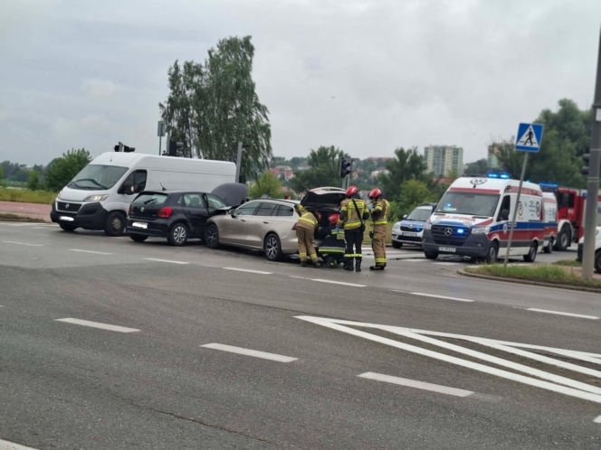 Wypadek na skrzyżowaniu w Starachowicach