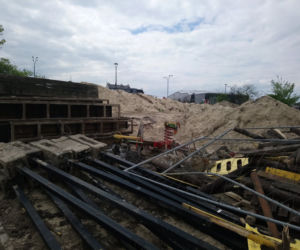 Kraków: Plaża przy Forum znika bezpowrotnie