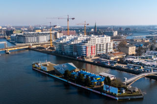 Filip Springer krytykuje twórców waterfrontu w Szczecinie. Architekci odpowiadają: „Odważni pionierzy powinni być powszechnie doceniani”