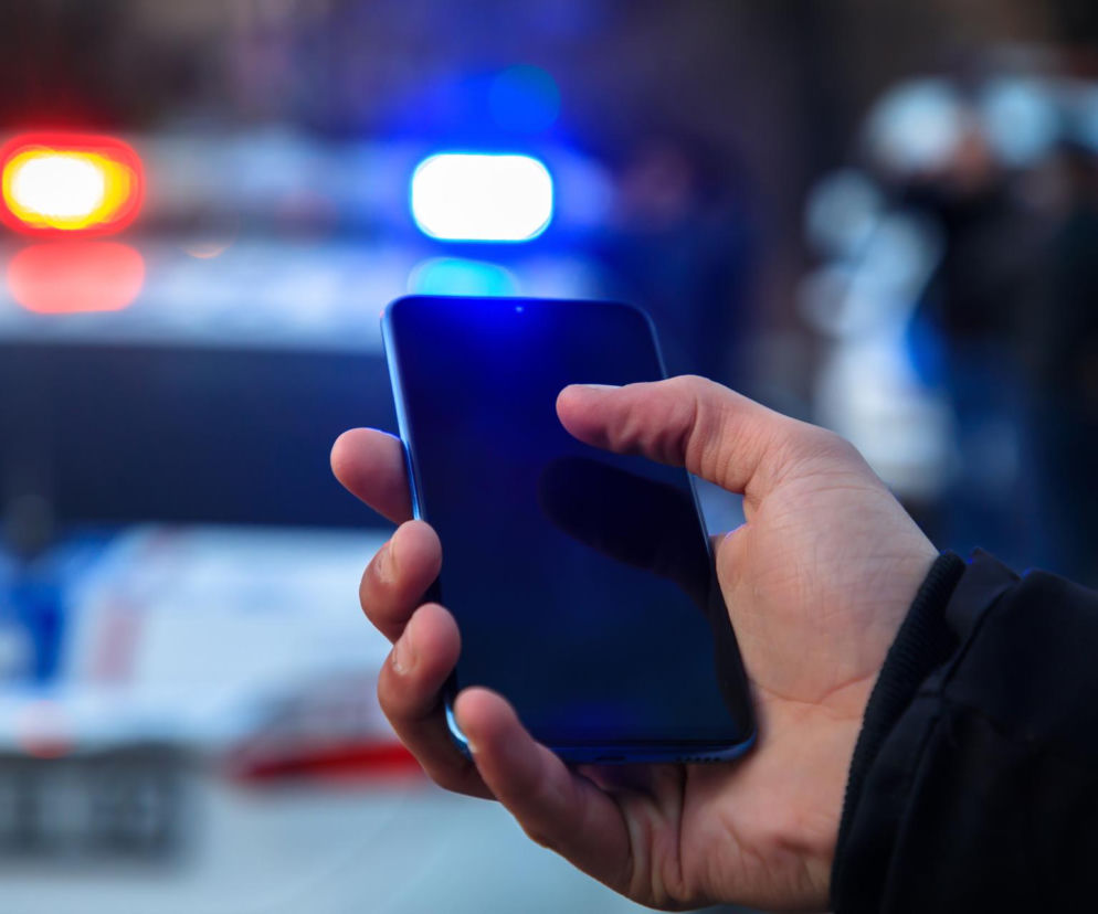 Nagrywali wypadek na A1 telefonami. Policjanci nie mieli litości