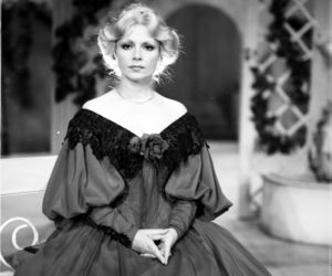 Była jedną z największych gwiazd PRL-u. Tak dziś wygląda 83-letnia Ewa Wiśniewska