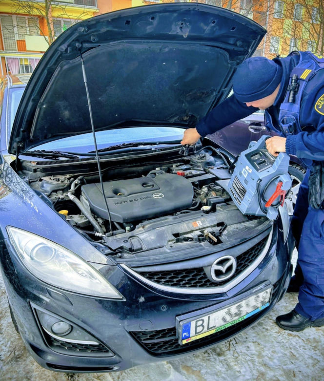 Auto nie odpala? Zadzwoń do Straży Miejskiej w Łomży
