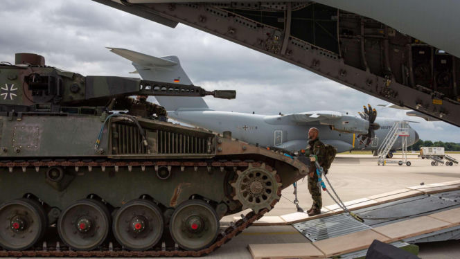 Mimo krytyki i opóźnień. Bundeswehra zamawia 200 nowych BWP Puma i modernizuje stare