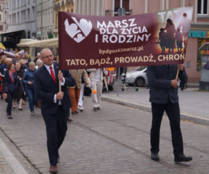 Marsz dla Życia i Rodziny 2021. Radosny tłum przeszedł ulicami Bydgoszczy