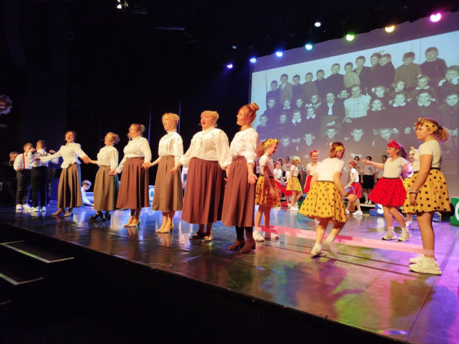 Siedlecka „Szóstka” uczciła potrójny jubileusz. Występowali także uczniowie!