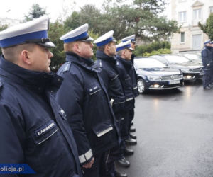 12 nieoznakowanych Volkswagenów Passatów dla policji