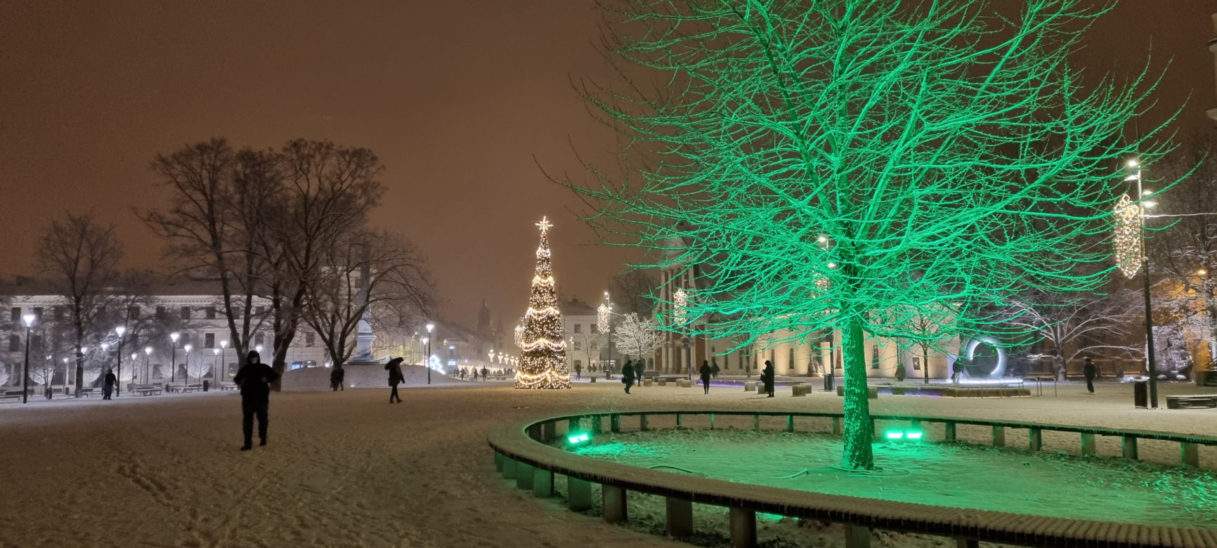 W Lublinie czuć klimat zbliżających się świąt. Iluminacje już świecą [GALERIA]