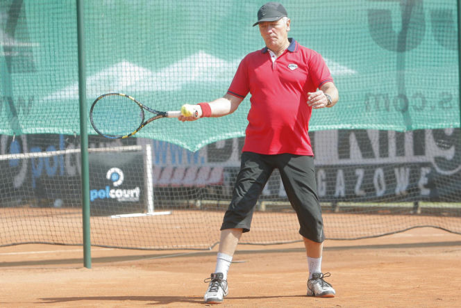 Karol Strasburger ćwiczy