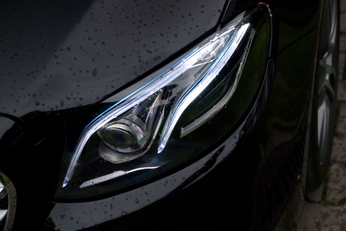 Mercedes-Benz E220d