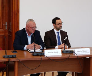 Podpisanie umów na przebudowy skrzyżowań na DK 15 w Sampławie i DK 16 w Lubajnach, Starych Jabłonkach i Zawadach Małych