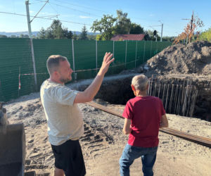 Kolej buduje 40- metrowy maszt w okolicy ul. Tatrzańskiej