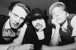 CatchUp, Michał Anioł i Frank Leen rozwiązują wspólny 'Kłopot' Premiera albumu 'Perypetie' już 20 sierpnia!