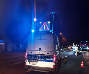 Śmiertelny wypadek w Niedomicach. Seniorka zginęła pod kołami ciężarówki