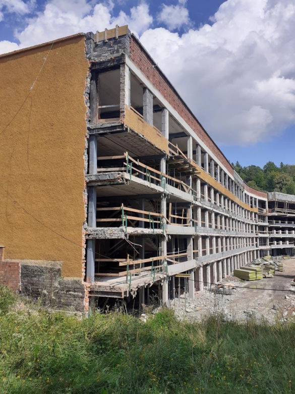 Mercure Szczyrk Resort to dawny PRL-owski hotel Orle Gniazdo, który przeszedł niesamowitą metamorfozę