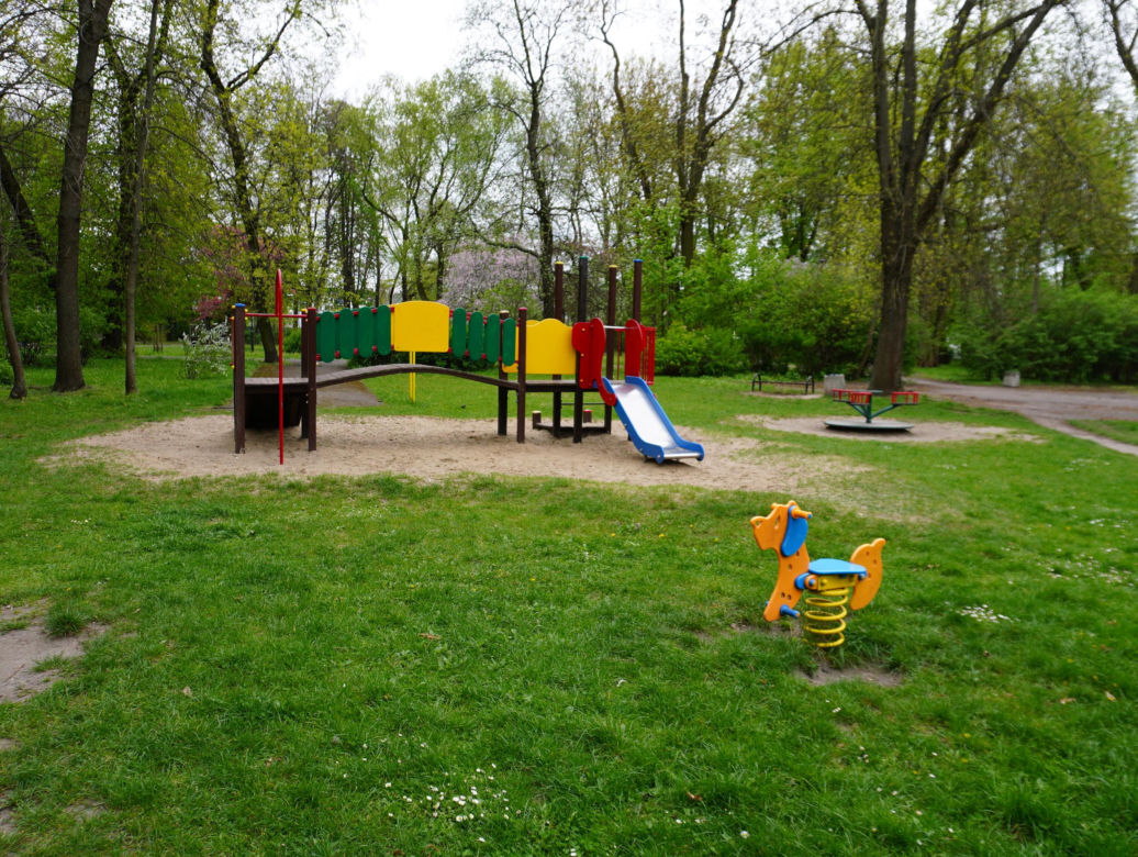 Park Bronowice wiosną 2024
