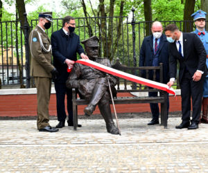Ławeczka gen. Hallera