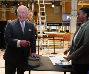 Król Karol został DJ-em! Zobacz, jak sobie radził