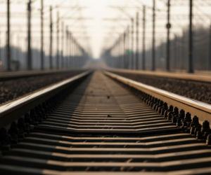 Tragedia na torach w Chinach. Pociąg wjechał w robotników, są ofiary śmiertelne