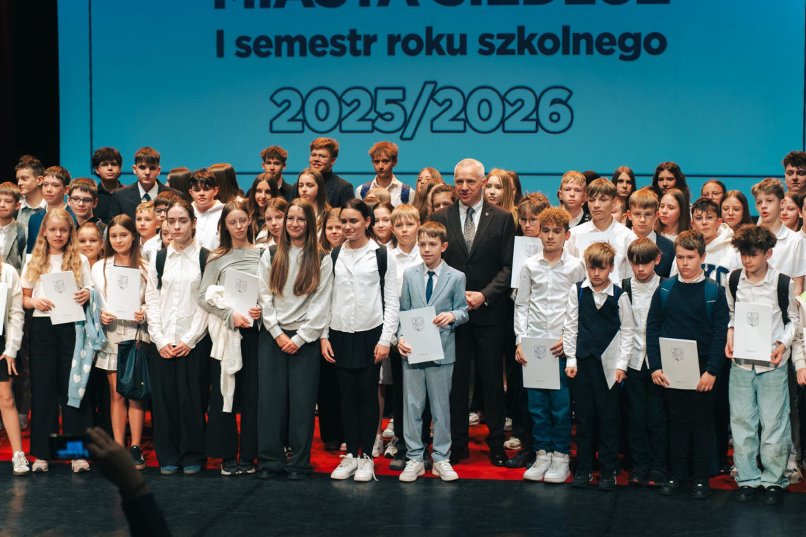 Najzdolniejsi uczniowie odebrali stypendia Prezydenta Miasta Siedlce