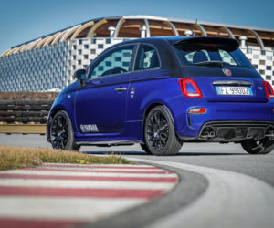 Abarth 595 Monster Energy Yamaha i Scorpioneoro