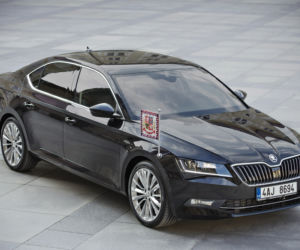 Prezydencka  Skoda Superb Laurin&Klement