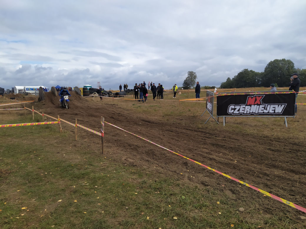 ZOBACZ ZDJĘCIA z III rundy mistrzostw okręgu warszawskiego Cross Country w Czerniejewie