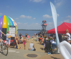 Biblioteka przy plaży w Dąbrowie Górniczej