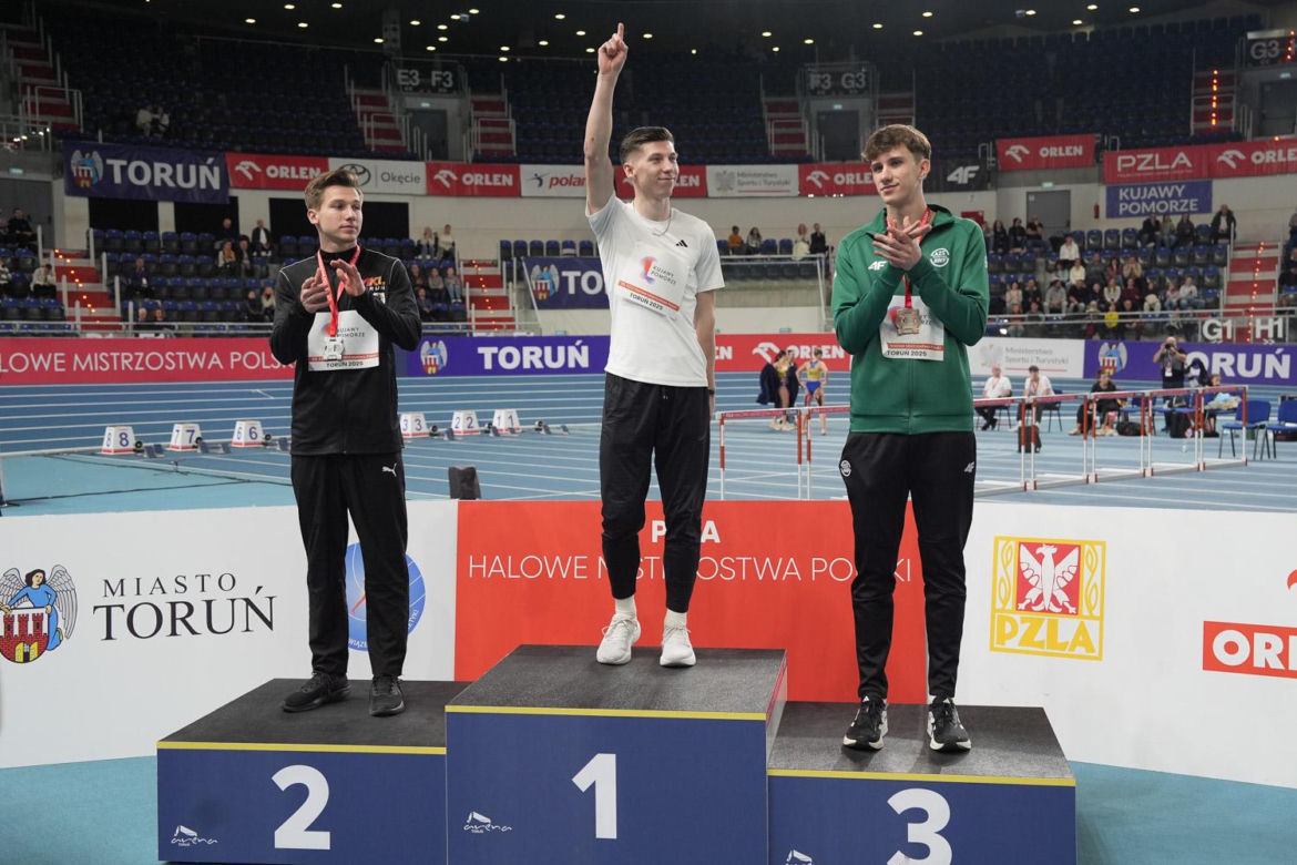 Halowe Mistrzostwa Polski 2025 w Arenie Toruń. Zdjęcia kibiców z trybun i sportowców
