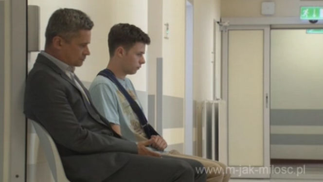 ''M jak miłość'' 1031 Wiktor (Piotr Grabowski) Łukasz (Adrian Żuchewicz)
