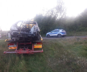 Radomsko: Uciekał policji, aż auto stanęło w płomieniach! Krył tajemnicę