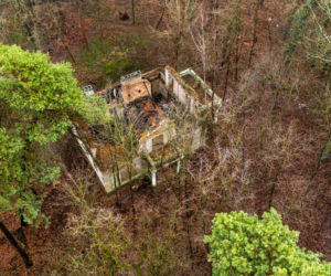 Opuszczona willa w Konstancinie