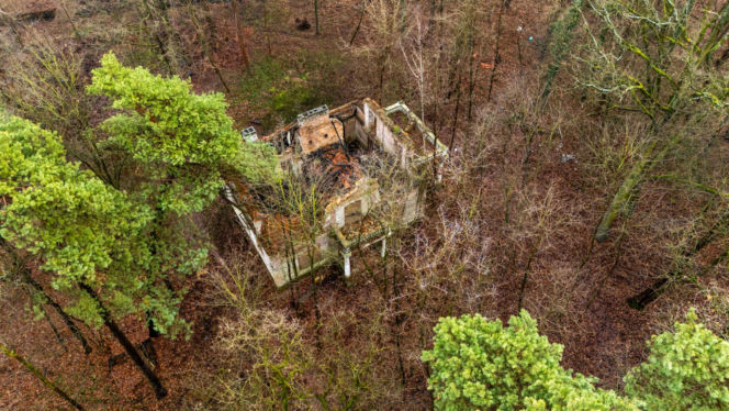 Opuszczona willa w Konstancinie