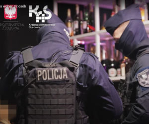 Afera w klubach go-go w kraju. Wśród oskarżonych policjanci i tancerki